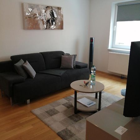 Apartment Tesla Вена Экстерьер фото