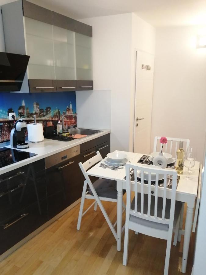 Apartment Tesla Вена Экстерьер фото