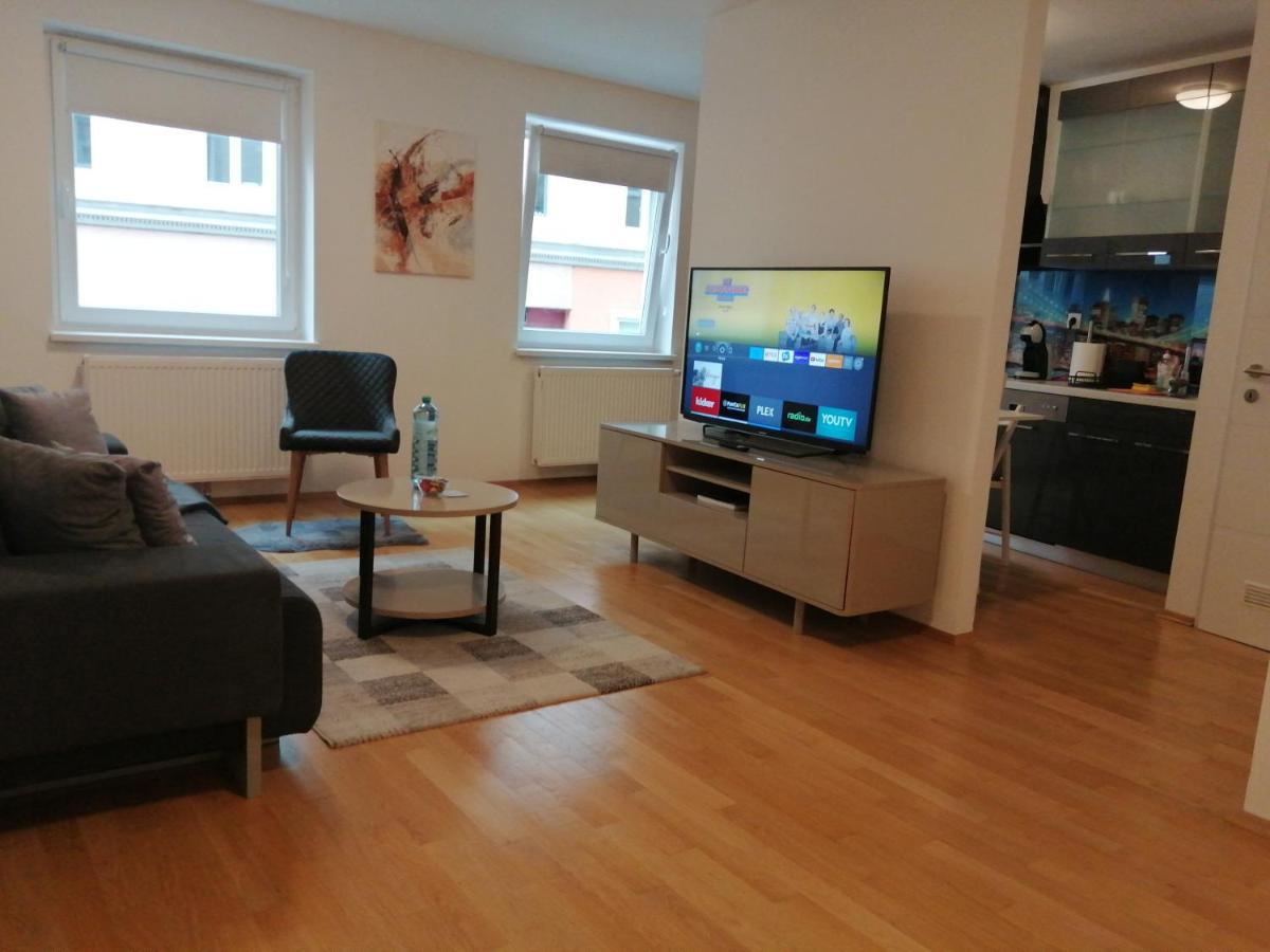 Apartment Tesla Вена Экстерьер фото